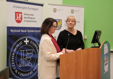 Jak uczyć w cyfrowym świecie? Podsumowanie konferencji naukowo-metodycznej