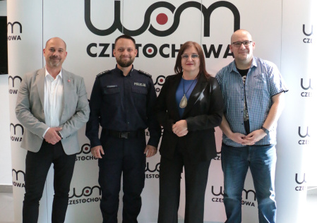 Relacja z konferencji „Bezpieczni w cyberprzestrzeni”