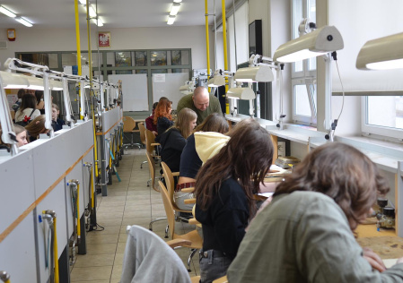 Relacja z warsztatów „Bliżej sztuki”