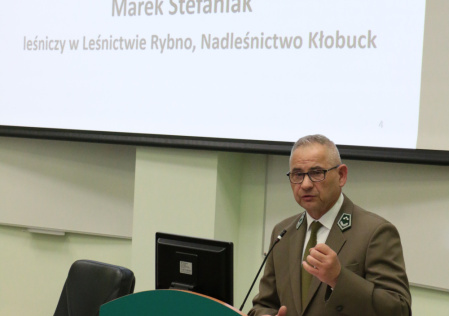 Pan Marek Stefaniak opowiada o pracy leśnika