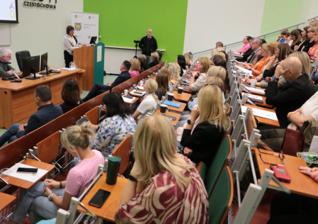 Pani Barbara Matczak, Zastępca Dyrektora Delegatury Kuratorium Oświaty w Częstochowie